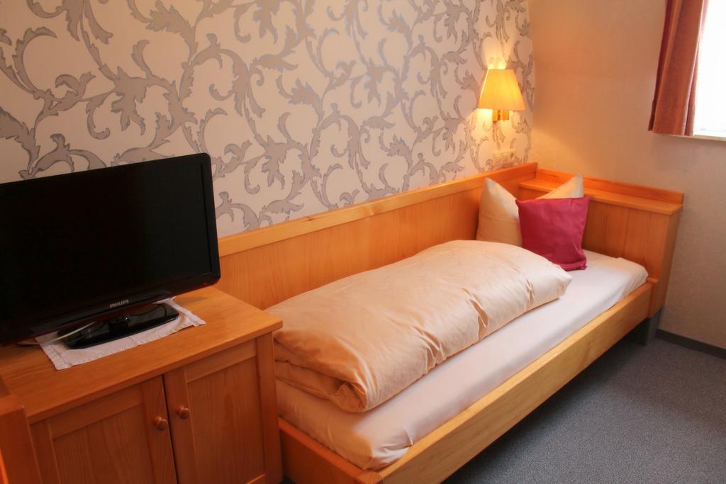 Schwarzes Lamm Hotel โรเทนบวร์ก อ็อบ แดร์เทาเบอร์ ห้อง รูปภาพ