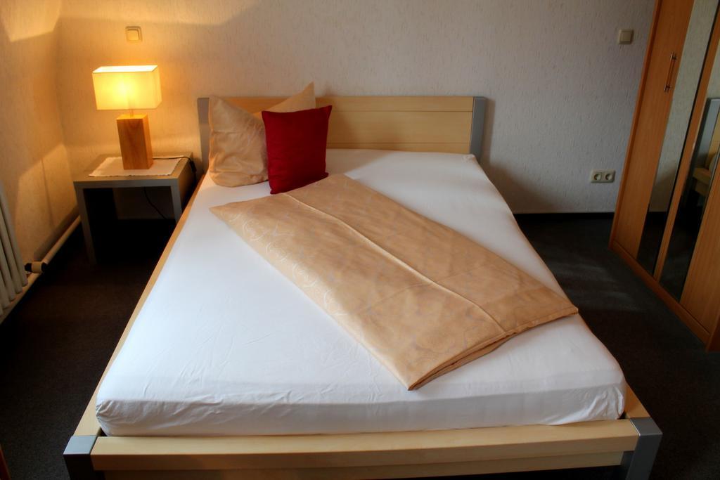 Schwarzes Lamm Hotel โรเทนบวร์ก อ็อบ แดร์เทาเบอร์ ห้อง รูปภาพ